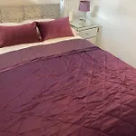 Townhouse With Private Roof Garden Sleeps 4 Apartamento *