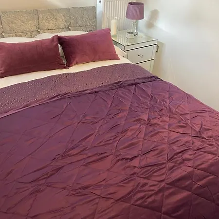 Townhouse With Private Roof Garden Sleeps 4 Apartment *