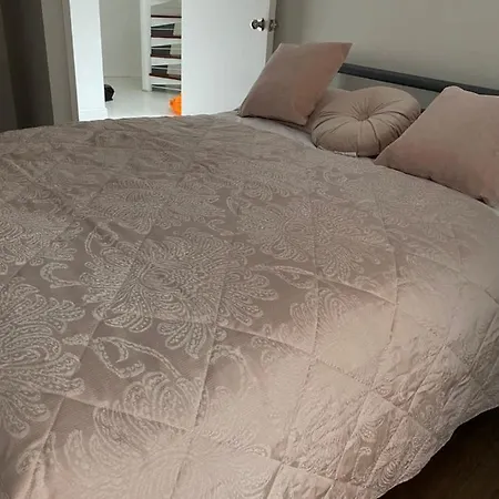 Daire Townhouse With Private Roof Garden Sleeps 4 Leeds (West Yorkshire)