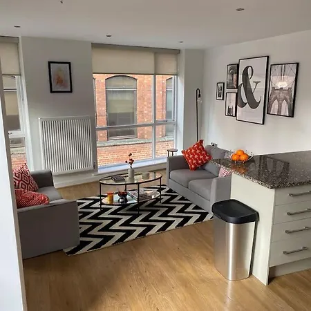 Apartment Leeds Townhouse With Private Roof Garden Sleeps 4