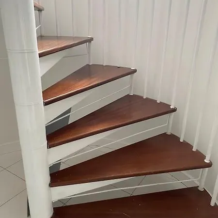 Apartment Townhouse With Private Roof Garden Sleeps 4