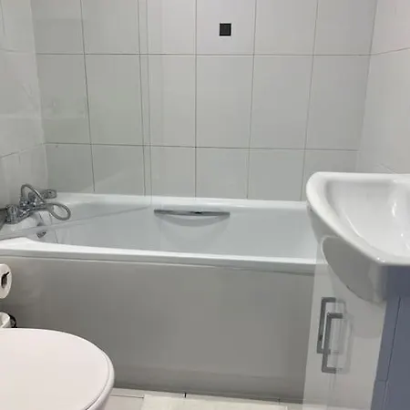 Apartment Leeds Townhouse With Private Roof Garden Sleeps 4 *