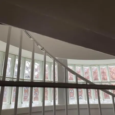 Apartment Townhouse With Private Roof Garden Sleeps 4 Leeds (West Yorkshire)