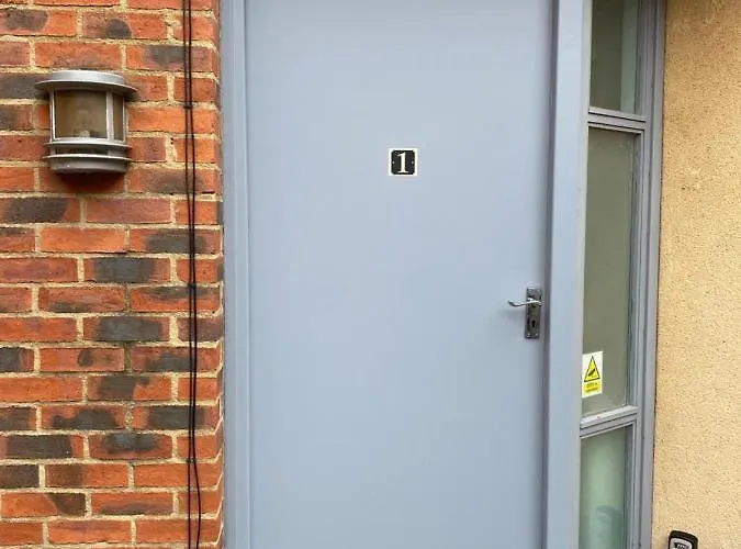 公寓 Townhouse With Private Roof Garden Sleeps 4 *