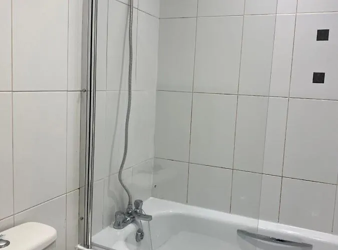 Townhouse With Private Roof Garden Sleeps 4 Apartman