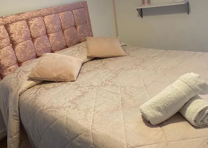 公寓 Townhouse With Private Roof Garden Sleeps 4